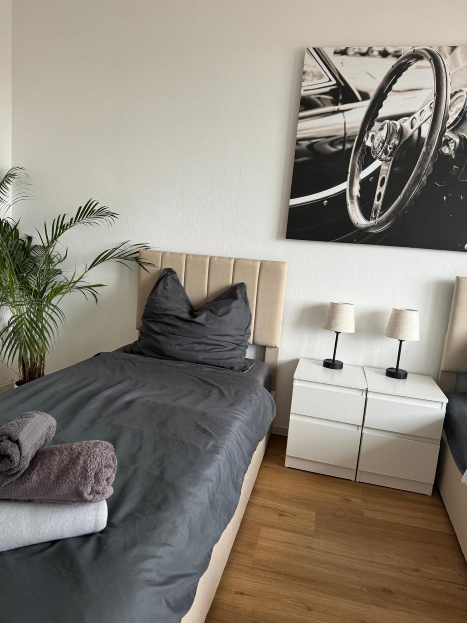 Monteur-& Ferienwohnung Eichmann Дрезден Екстер'єр фото